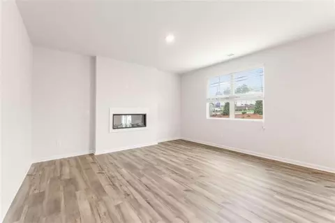 8661 Paradise Drive Ct, Douglasville, GA 30134
