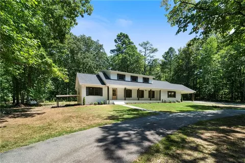 331 Brinkley Rd, Powder Springs, GA 30127