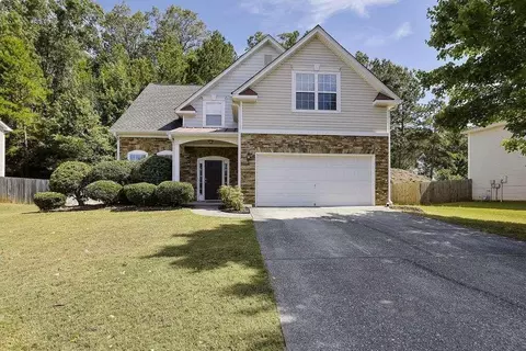 261 Beckenham Ln, Dacula, GA 30019
