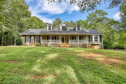 85 Allie Dr, Mcdonough, GA 30252