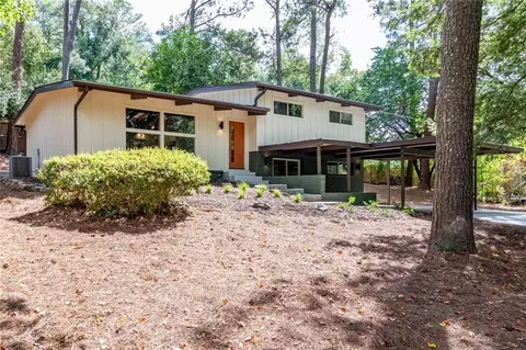 3496 Summitridge Dr, Atlanta, GA 30340