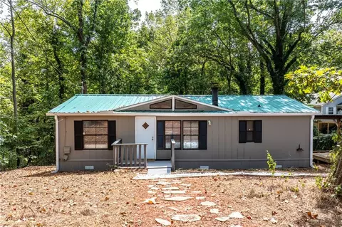 6105 Lakeside Ct, Gainesville, GA 30506