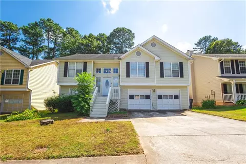 1050 Falling Water Ln, Norcross, GA 30093