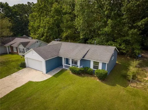 10321 Wisteria Ln, Jonesboro, GA 30238