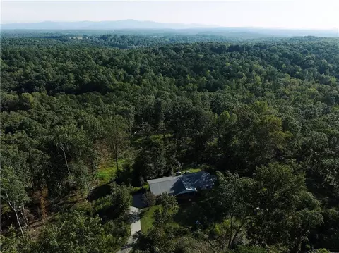 3102 Damascus Rd, Jasper, GA 30143