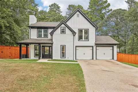 1431 Worthy Ct, Grayson, GA 30017