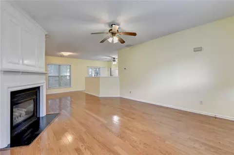 3345 Oxwell Dr, Duluth, GA 30096 photo 9