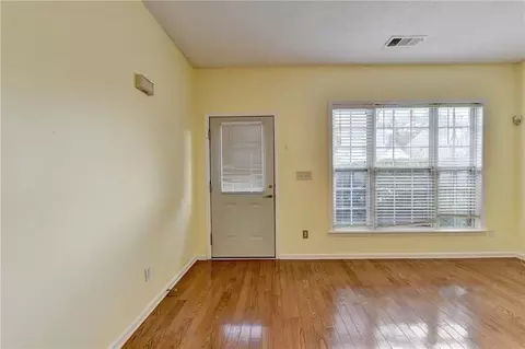 3345 Oxwell Dr, Duluth, GA 30096 photo 4