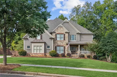 753 Crescent Cir, Canton, GA 30115