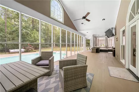 5078 Old Mountain Trl, Powder Springs, GA 30127