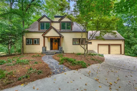 1890 Spalding Dr, Atlanta, GA 30350
