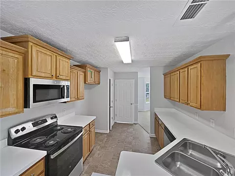 35 Trelawney Dr, Covington, GA 30016 photo 10