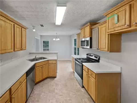 35 Trelawney Dr, Covington, GA 30016 photo 11