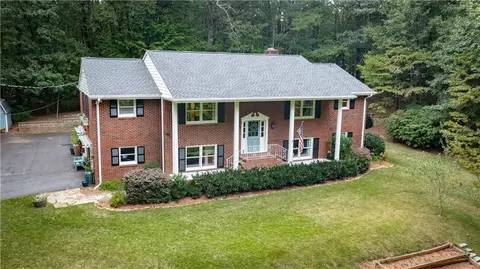 444 Dorset Way SW, Smyrna, GA 30082