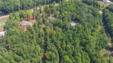 1053 Davenport Rd, Braselton, GA 30517