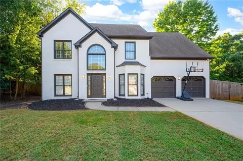726 Chanson Dr SW, Marietta, GA 30064