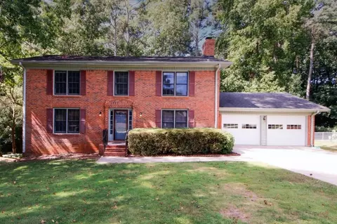 1287 Arlene Ct, Lilburn, GA 30047