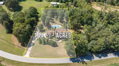1419 Double Bridge Rd, Demorest, GA 30535 photo 3