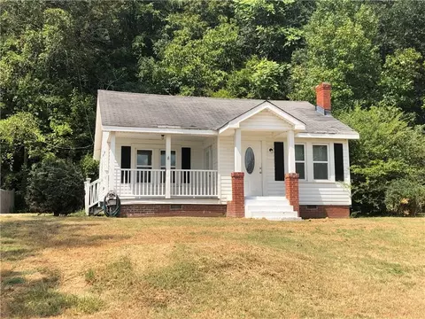 61 Old Hix St, Summerville, GA 30747