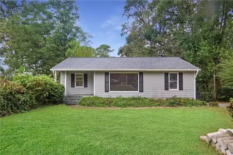 1754 Belle Isle Cir NE, Atlanta, GA 30329