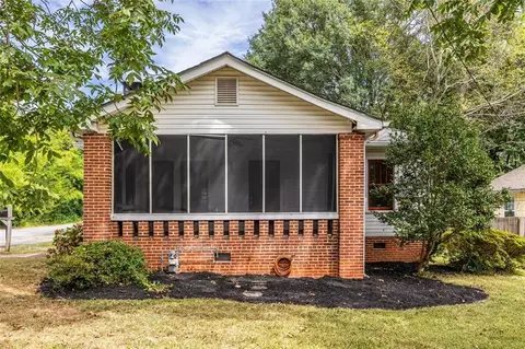1749 Dorsey Ave, Atlanta, GA 30344