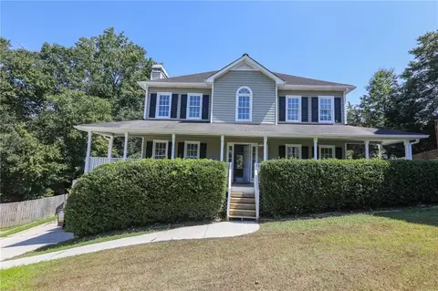 180 Steeple Chase Trl, Dallas, GA 30132