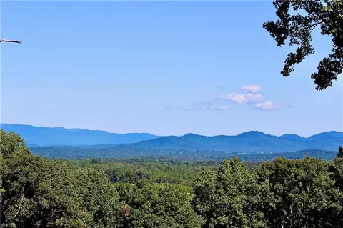 90 Twisted Oak Rd, Talking Rock, GA 30175