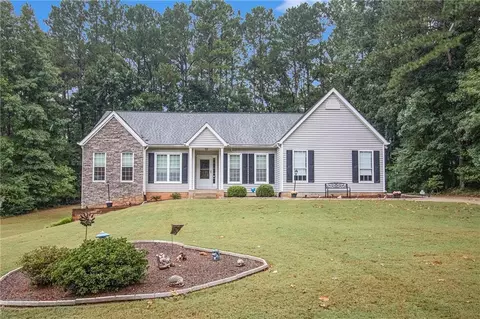 25 Bedford Forrest Dr, Sharpsburg, GA 30277