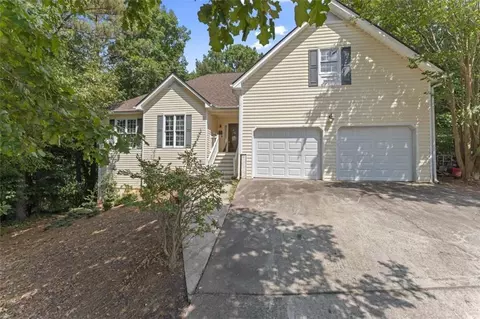 755 Abbington Ln, Douglasville, GA 30134