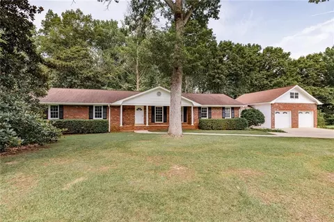 1081 Maple Cir, Watkinsville, GA 30677