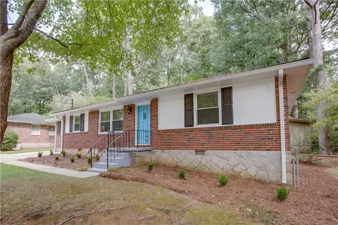 2796 Laurel Ridge Dr, Decatur, GA 30033