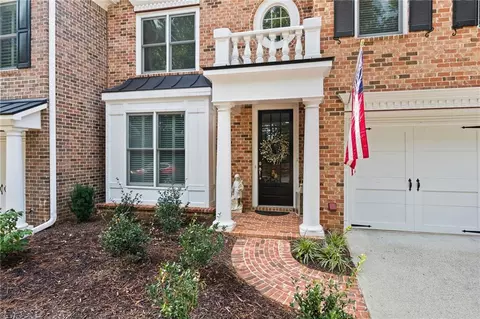 2606 Eldwick Dr, Alpharetta, GA 30009