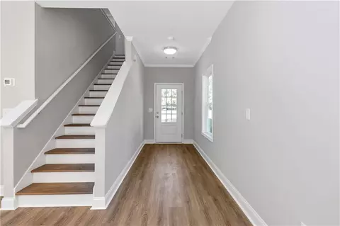 Entry Way - 314 Cedar Dr, Commerce, GA 30529 photo 2 of 4