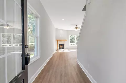 Entry Way - 314 Cedar Dr, Commerce, GA 30529 photo 1 of 4