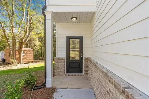 Exterior - 314 Cedar Dr, Commerce, GA 30529 photo 3 of 4