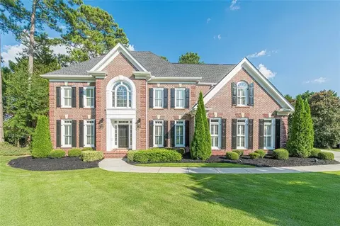 1800 Turnberry Ln, Alpharetta, GA 30005