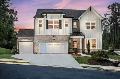 767 Clifftop Xing, Powder Springs, GA 30127