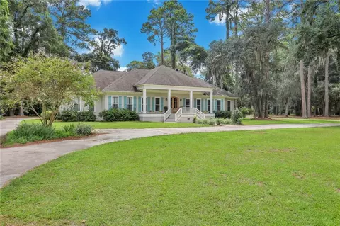 306 Bradley Point Rd, Savannah, GA 31410
