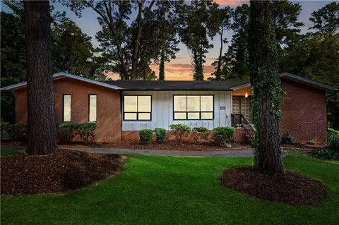 1631 Hebron Ln, Riverdale, GA 30296