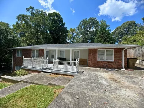 5891 Kay Dr, Norcross, GA 30093