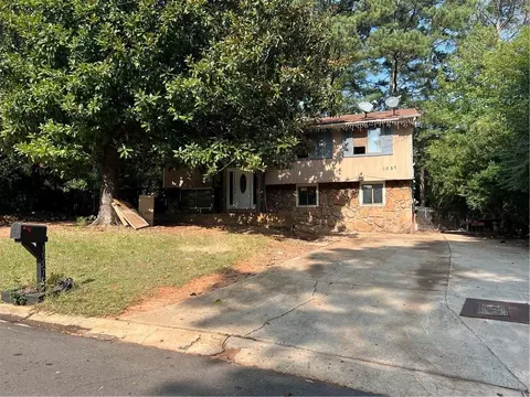 1057 Flicker Trl, Norcross, GA 30093