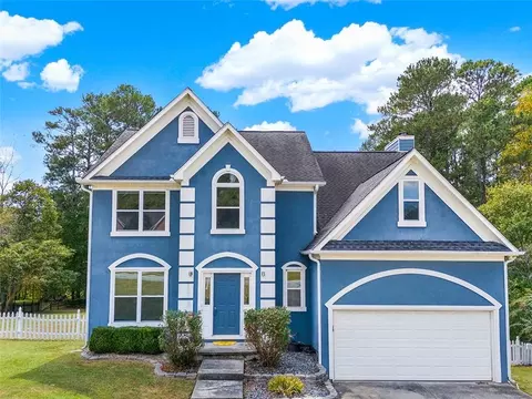 1825 Big Haynes Ct, Grayson, GA 30017