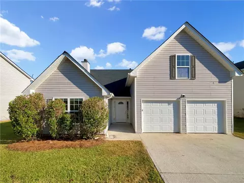5325 Sand Bar Ln, Atlanta, GA 30349