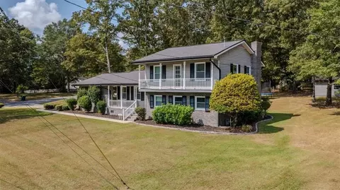 36 Laurel Dr, Rockmart, GA 30153