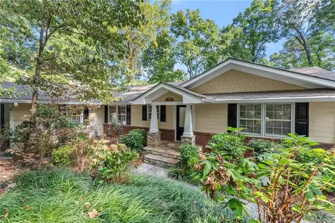 5775 Lakeshore Dr, Buford, GA 30518