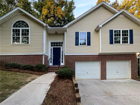 2019 Sandlake Dr SW, Atlanta, GA 30331