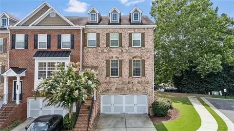 6070 Cameron Pointe Pointe, Peachtree Corners, GA 30092