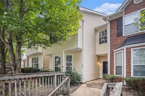 110 Hawkeye Ln NW, Conyers, GA 30012