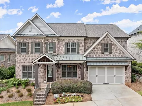 825 Novello Ct, Atlanta, GA 30342