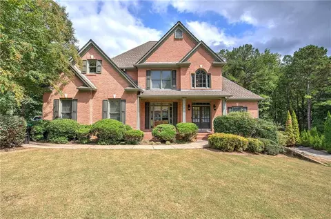23 Creek Bank Ct, Acworth, GA 30101